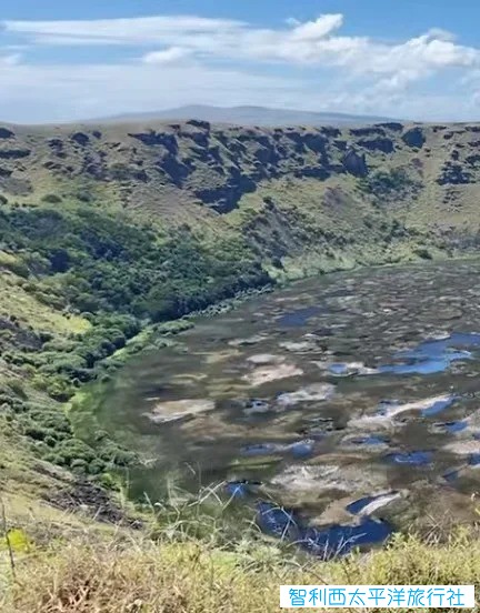复活节岛火山口_1.jpg